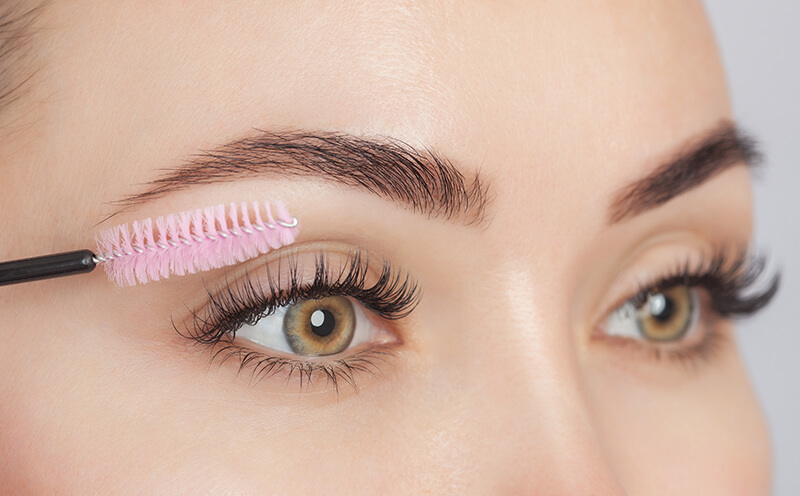 Top Tips for Growing Thicker, and Darker Eyelashes - Vibrance MedSpa