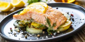 foods-with-omega3, prepared fillet of salmon with herbs and vegetables